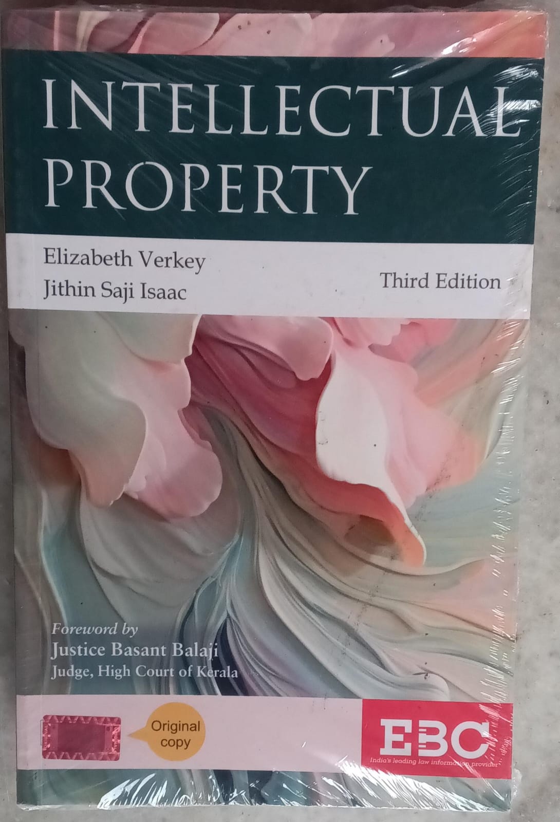 Intellectual Property - Elizabeth Verkey & Jithin Saji Isaac - Third Edition - EBC(Laws and Legal)